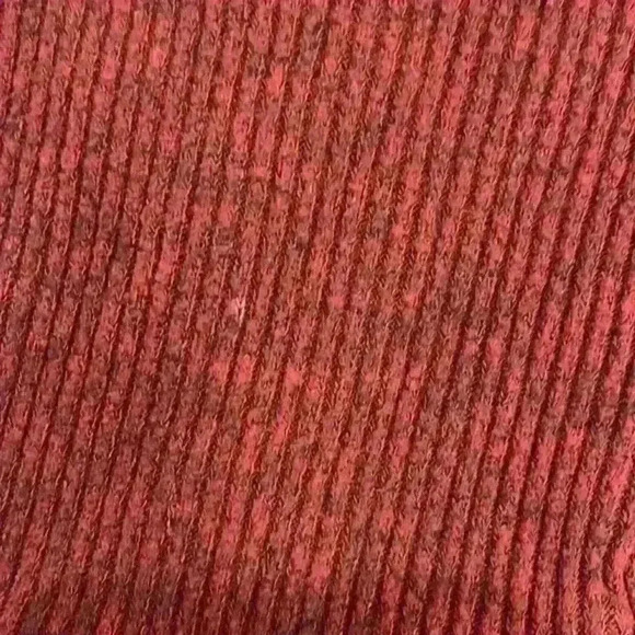 Dee Elle Long Top - Picture 4 of 5